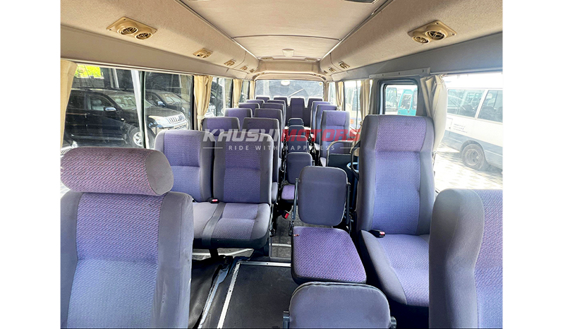 1996 Nissan Civilian Bus image-11