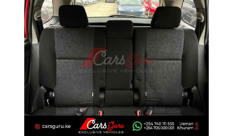 2015 Toyota Fielder X image-9
