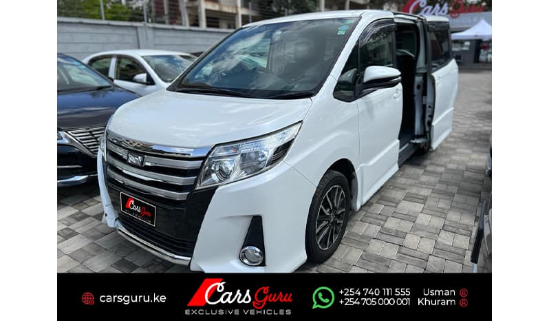 2015 Toyota Noah Si image-5