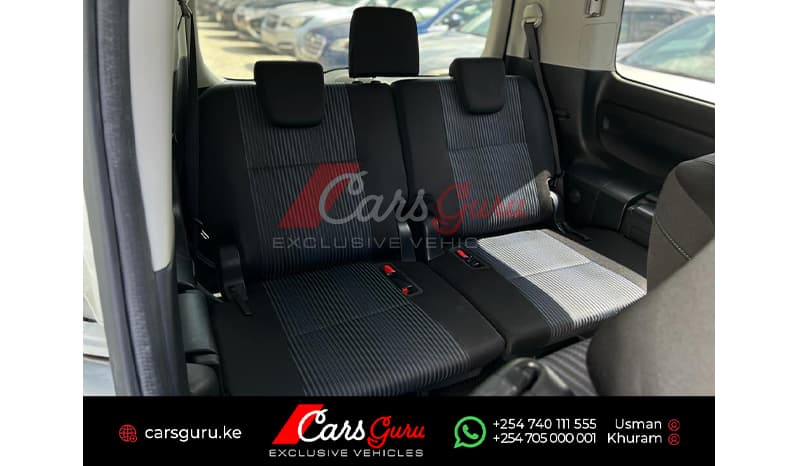 2015 Toyota Noah Si image-10