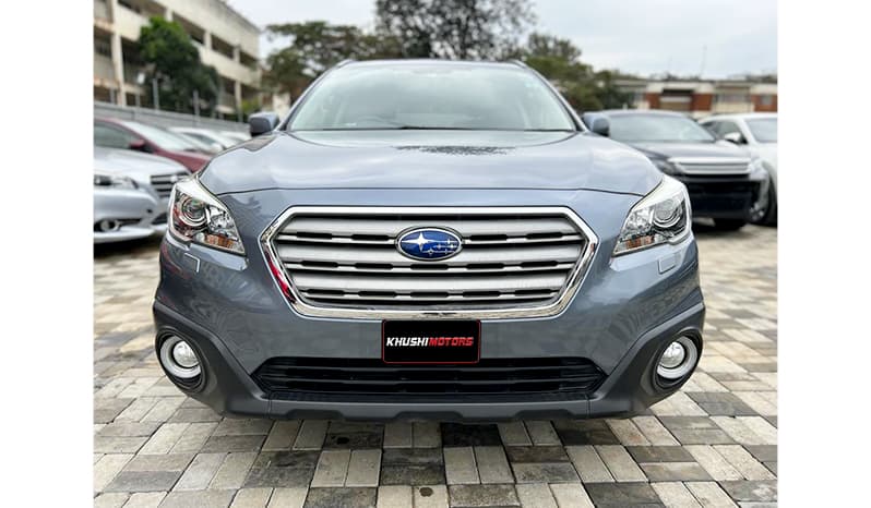 2015 Subaru Outback image-12
