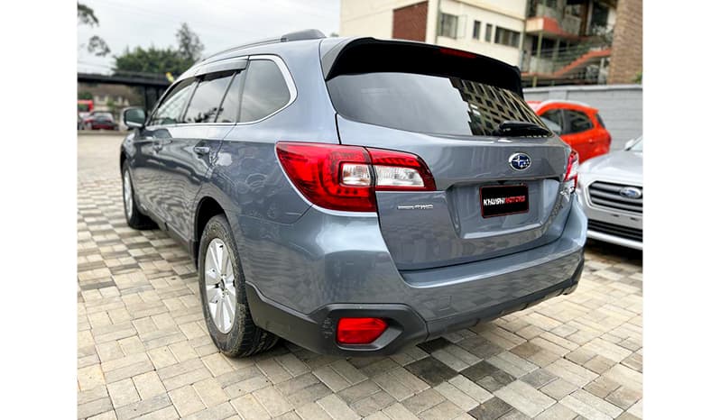 2015 Subaru Outback image-15