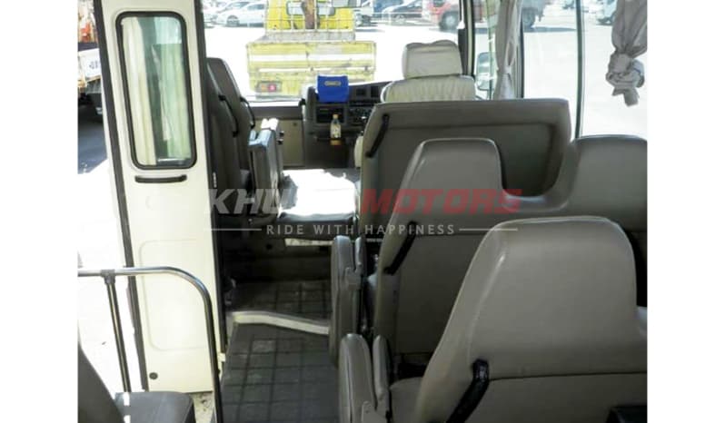 1997 Nissan Civilian Bus image-9