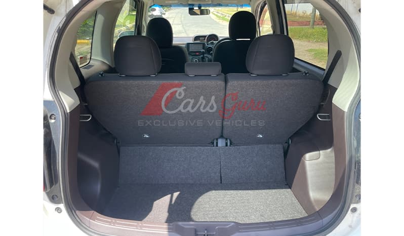2015 Toyota Porte F image-12