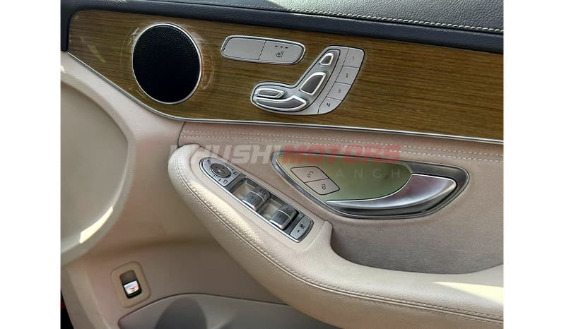2015 Mercedes-Benz C-Class C200 image-7