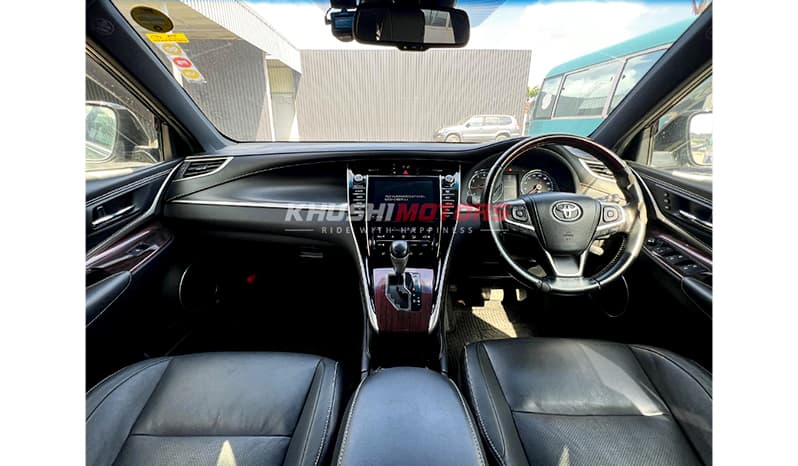 2014 Toyota Harrier image-11