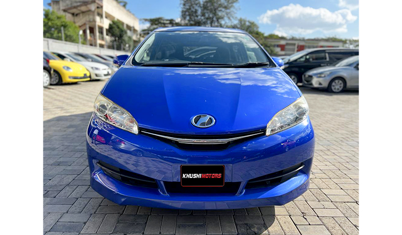 2015 Toyota Wish X image-1