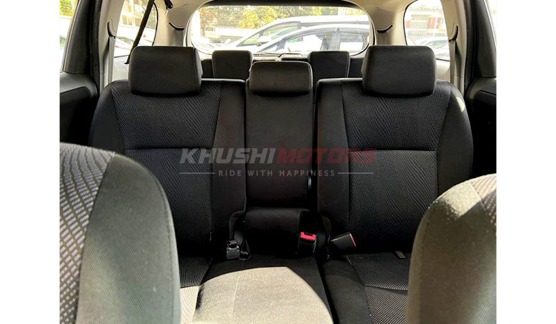 2015 Toyota Wish X image-16
