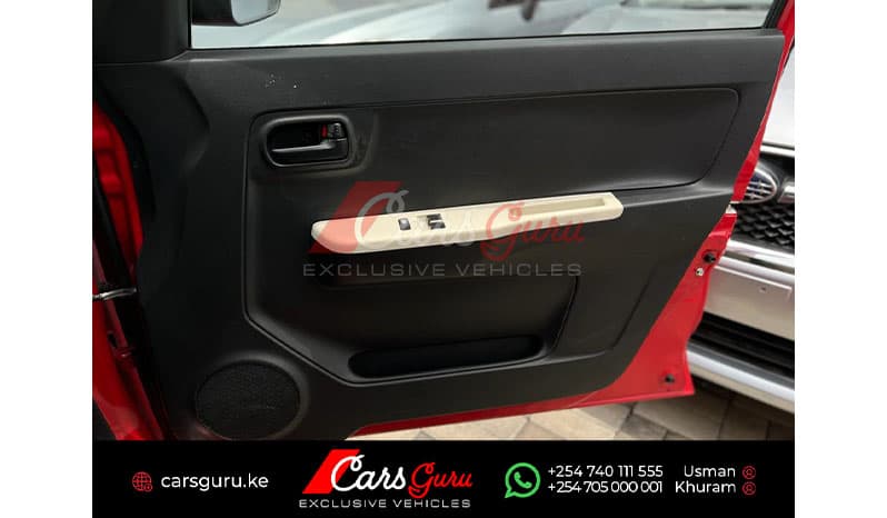 2015 Suzuki Alto image-9