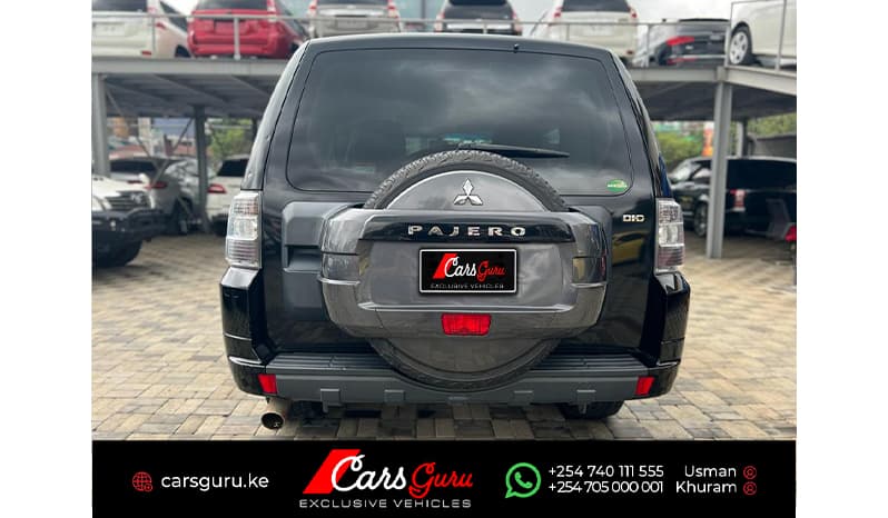 2015 Mitsubishi Pajero GR Long image-3