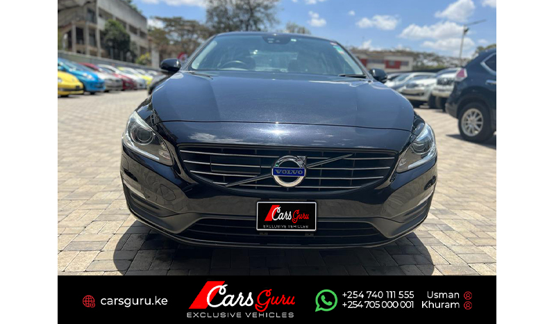 2015 Volvo S60 image-1