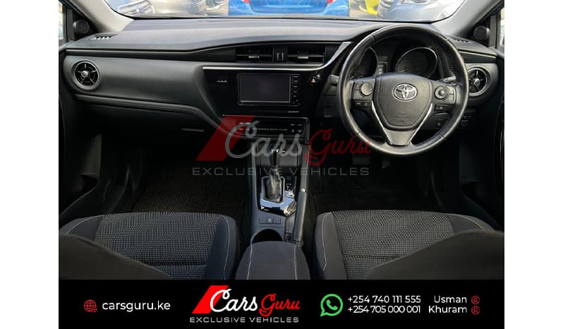 2015 Toyota Auris S-Package image-4