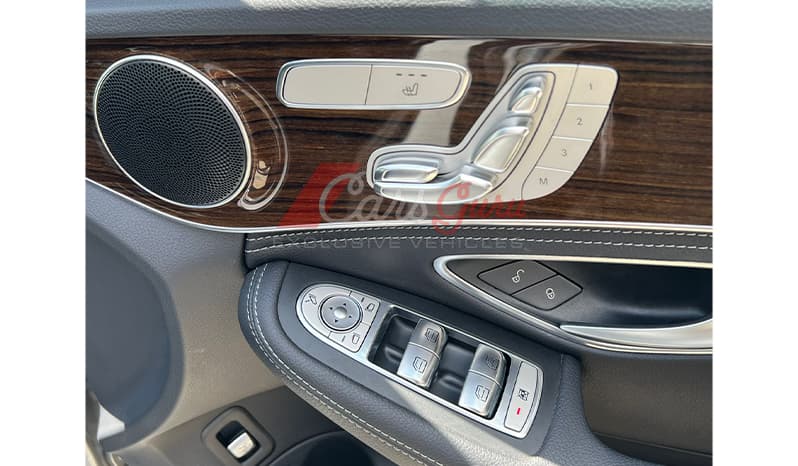 2015 Mercedes-Benz C-Class C200 image-7