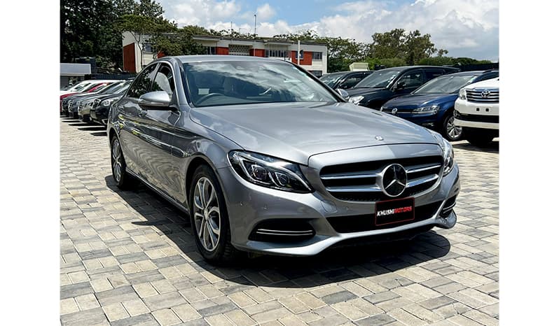 2015 Mercedes-Benz C-Class C200 image-12