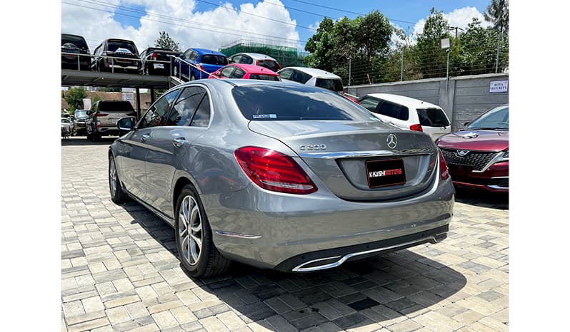 2015 Mercedes-Benz C-Class C200 image-13