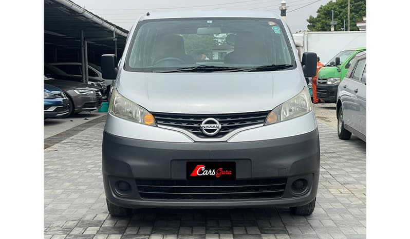 2015 Nissan NV200 600 Kg image-1