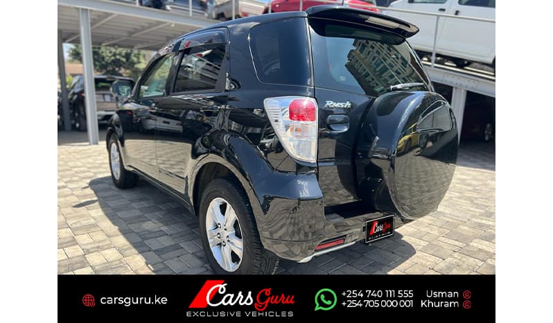 2015 Toyota Rush GL Package image-4