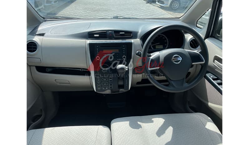 2015 Nissan Dayz X image-9