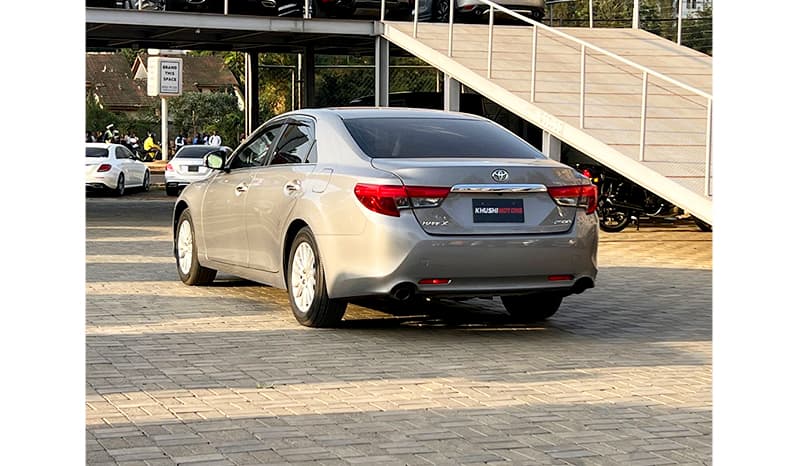 2015 Toyota Mark X 250G image-5