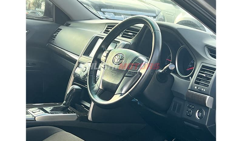 2015 Toyota Mark X 250G image-9