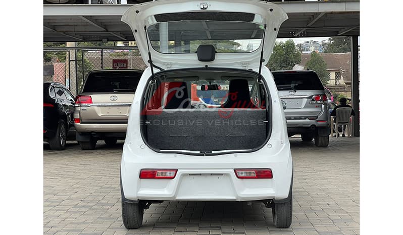 2015 Suzuki Alto F image-6