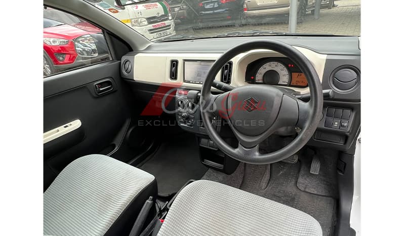 2015 Suzuki Alto F image-7