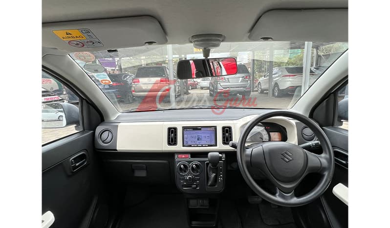 2015 Suzuki Alto F image-8