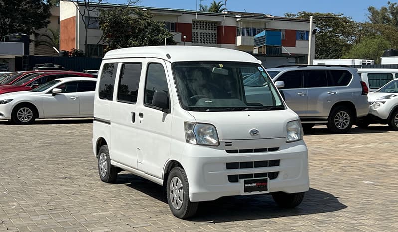 2015 Daihatsu Hijet Cargo Special image-1