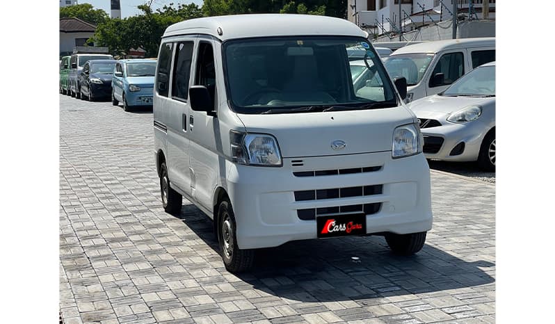2015 Daihatsu Hijet Cargo Special image-10
