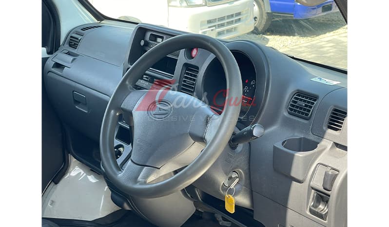 2015 Daihatsu Hijet Cargo Special image-12
