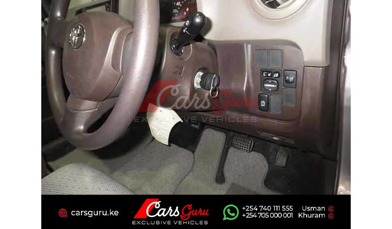 2015 Toyota Passo X image-6