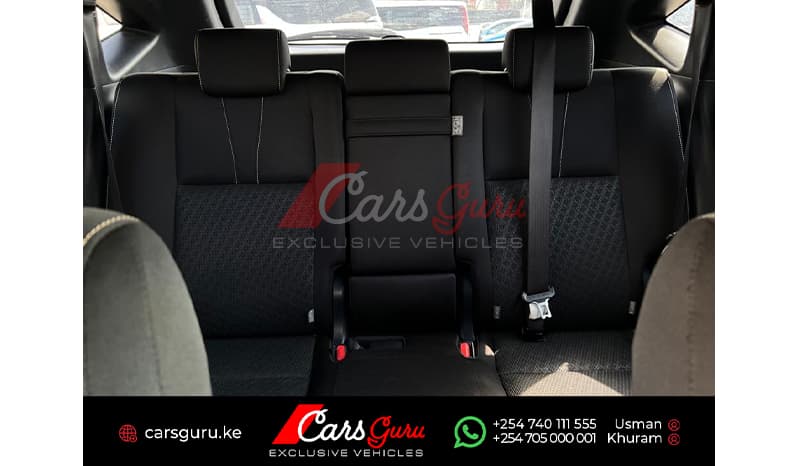 2015 Toyota Harrier image-9