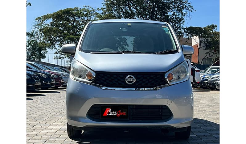 2015 Nissan Dayz J image-2