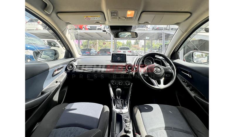 2015 Mazda Demio S image-8