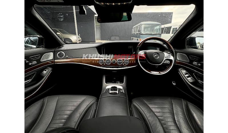 2017 Mercedes-Benz S550 image-12