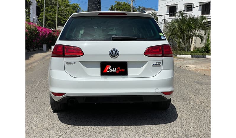 2015 Volkswagen Golf Variant image-15