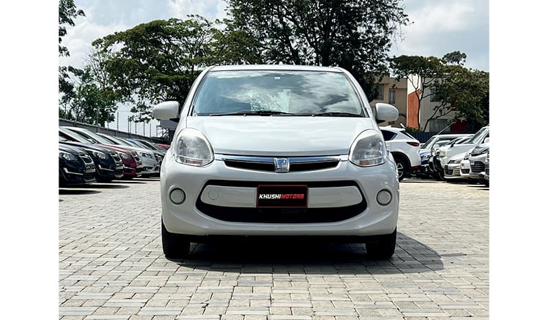 2015 Toyota Passo X-L Package image-1