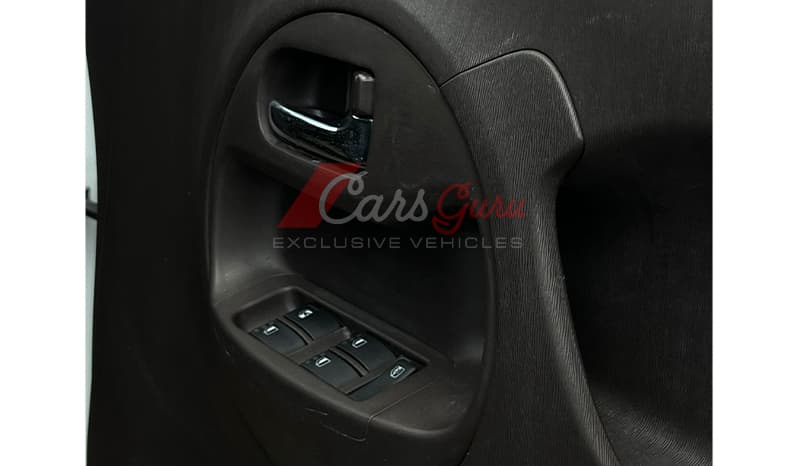 2015 Toyota Passo X-L Package image-6