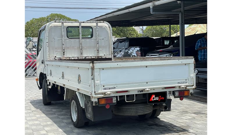 2015 Toyota Dyna image-8