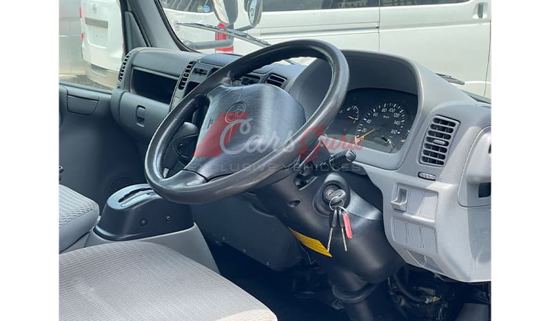 2015 Toyota Dyna image-9