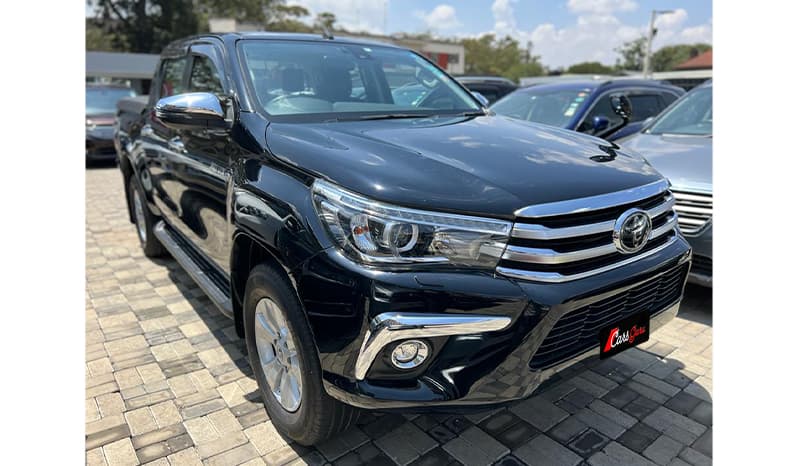 2017 Toyota Hilux image-10