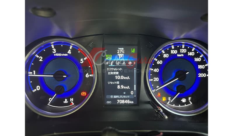 2017 Toyota Hilux image-13