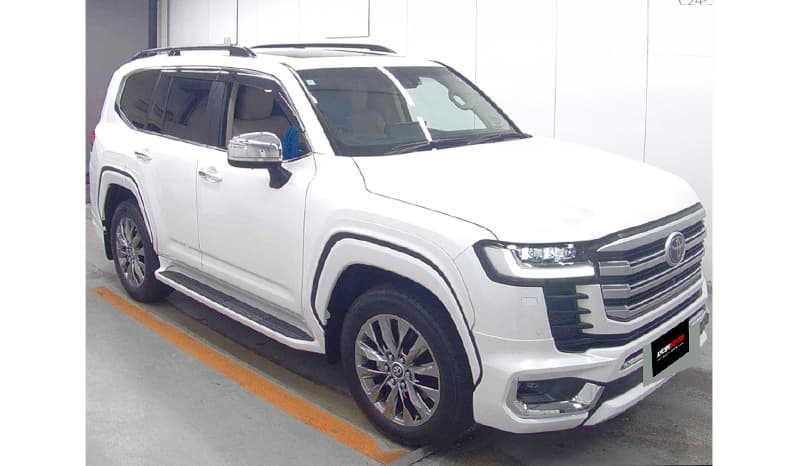 2023 Toyota Land Cruiser image-1