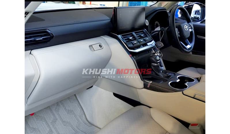 2023 Toyota Land Cruiser image-4