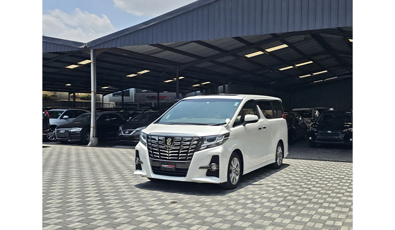 2017 Toyota Alphard S image-3