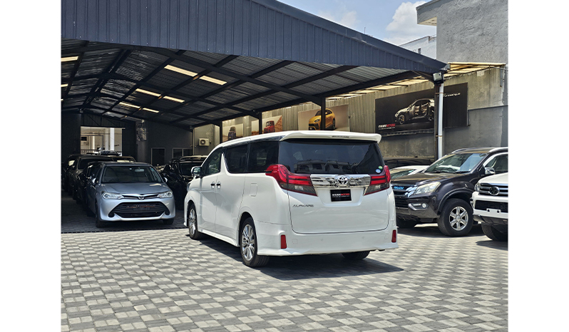 2017 Toyota Alphard S image-4