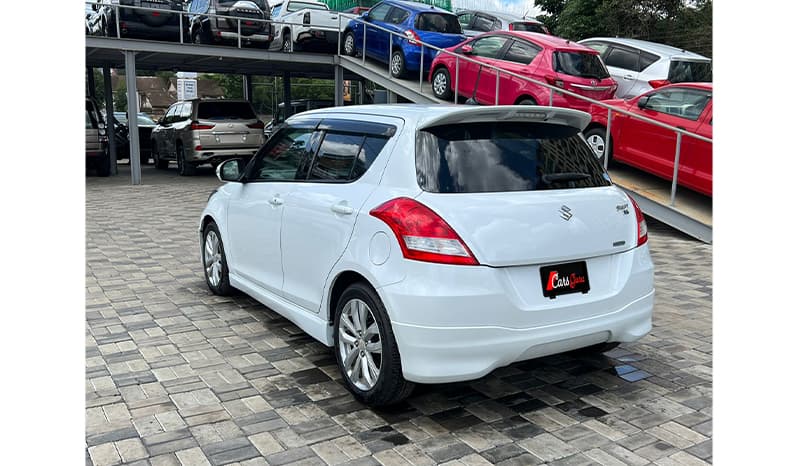 2015 Suzuki Swift DJE RS image-5