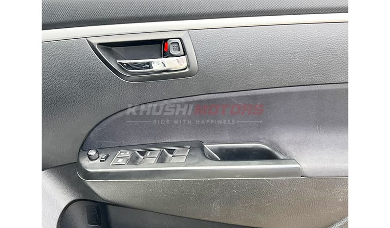 2015 Suzuki Swift DJE RS image-15