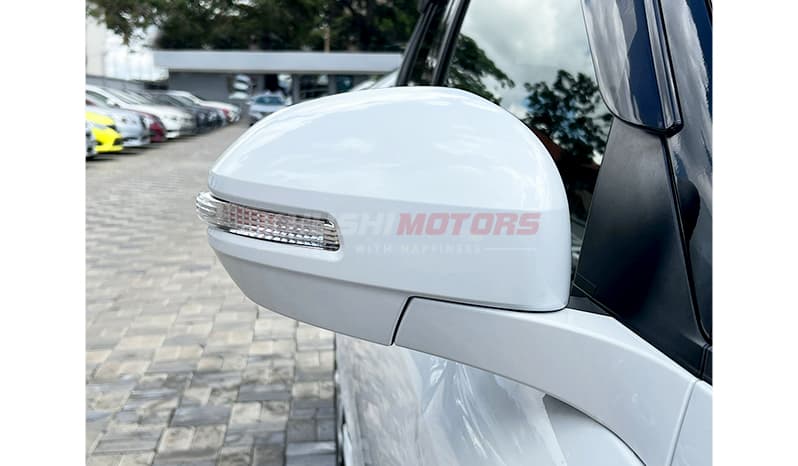 2015 Suzuki Swift DJE RS image-17