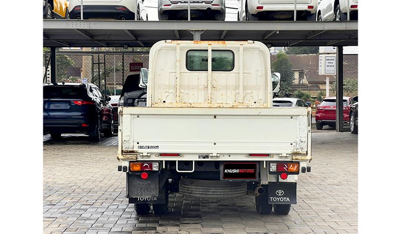 2015 Toyota Toyoace Long image-10